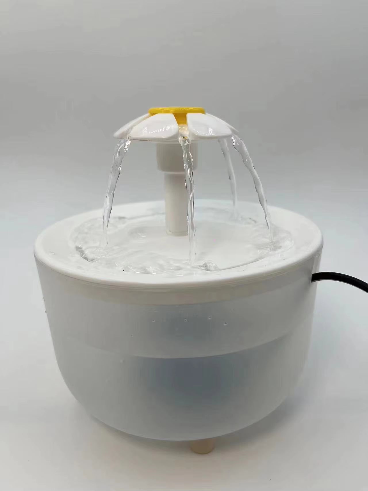 Automatic Pet Water Fountain for Cats & Dogs – USB Quiet Water Dispenser